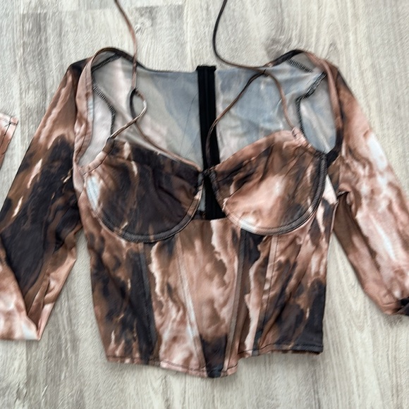 Mesh corset top - Picture 2 of 4